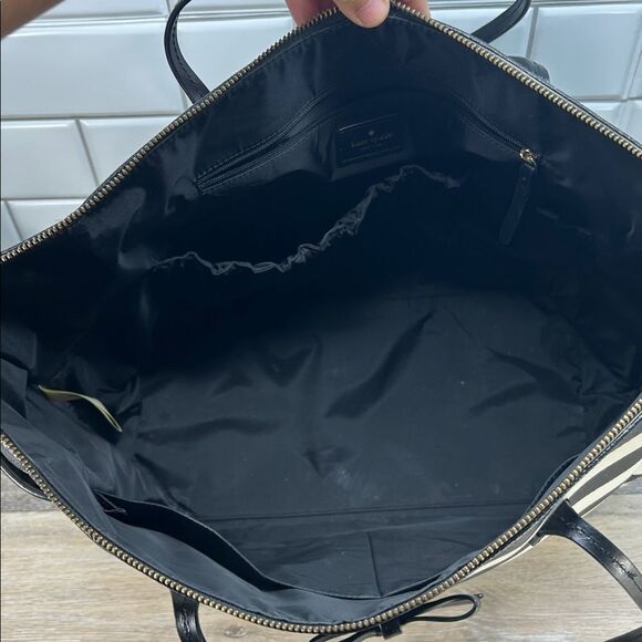 4000 Kate Spade black white diaper bag tote bag 241204000 - Picture 4 of 15